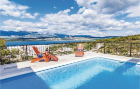 Stunning Home In Novigrad With Wifi